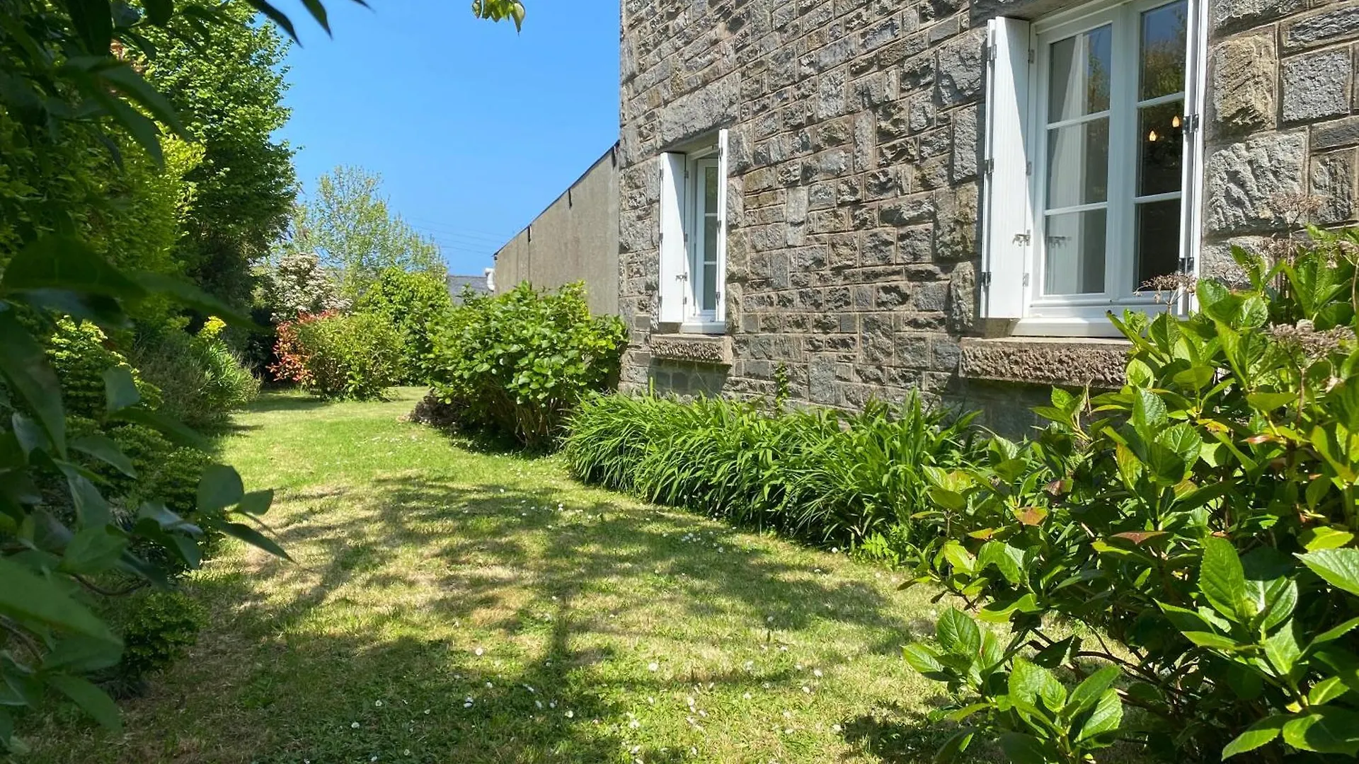 Maison De Famille Chaleureuse, Plage A Pied Saint-Cast-le-Guildo 0*,  France